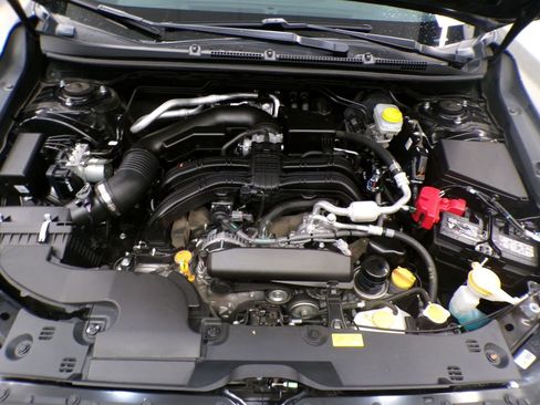 Used 2024 Subaru Crosstrek 2.5i Limited w/ Crosstrek Mirror Package image 27