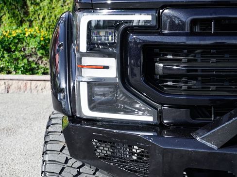 Used 2022 Ford F250 Lariat w/ Black Appearance Package image 60