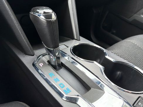 Used 2017 Chevrolet Equinox LT w/ Convenience Package image 20