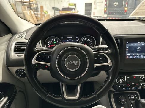 Used 2020 Jeep Compass Latitude w/ Popular Equipment Group AWD/4WD image 15