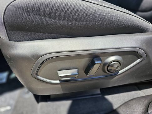 New 2026 Jeep Grand Cherokee Laredo RWD image 20