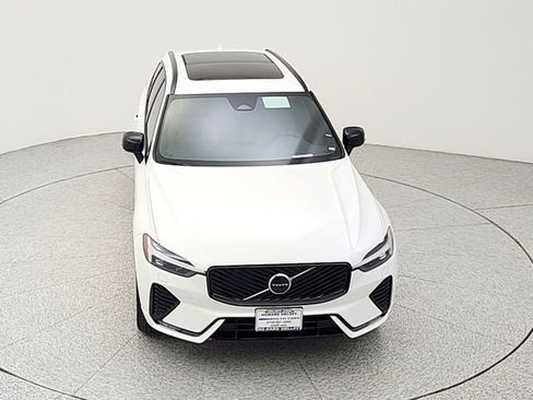 New 2026 Volvo XC60 B5 Plus w/ Protection Package Premier AWD/4WD image 14