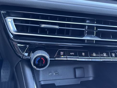 New 2026 Chevrolet Traverse LT w/ Enhanced Driving Package image 39