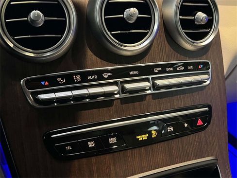 Certified 2022 Mercedes-Benz GLC 300 4MATIC image 30