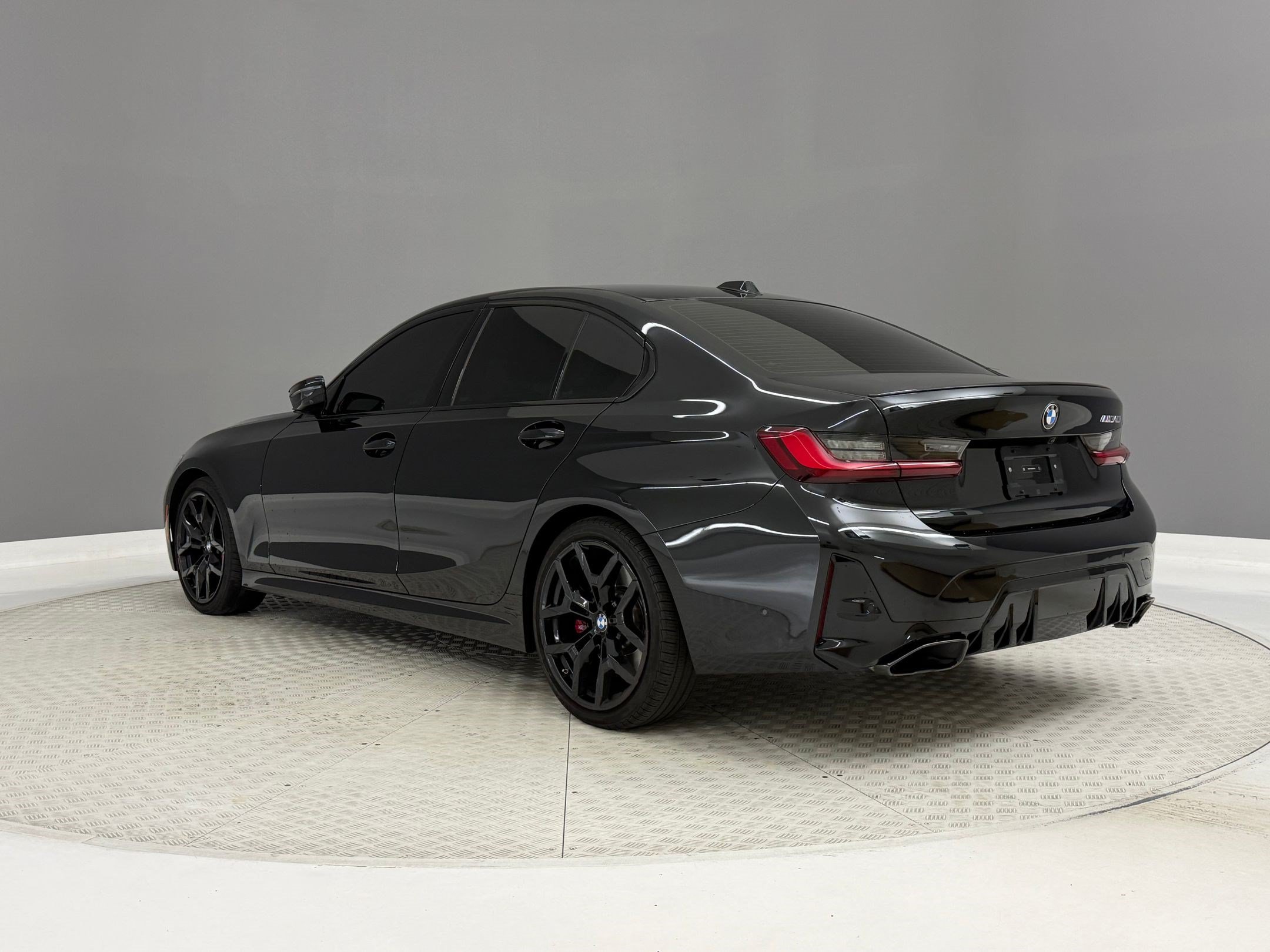 Used 2025 BMW M340i w/ Premium Package RWD image 3