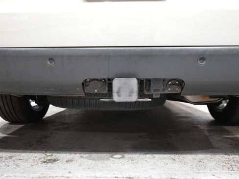 Used 2020 Mercedes-Benz Metris Passenger image 12