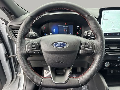 Certified 2025 Ford Escape ST-Line w/ Tech Pack #1 image 29