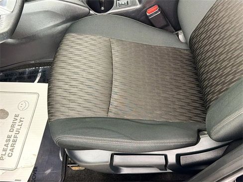 Used 2020 Nissan Rogue S image 18