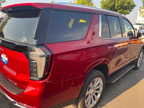Used 2026 Chevrolet Tahoe Premier w/ Sun And Tow Package AWD/4WD image 4