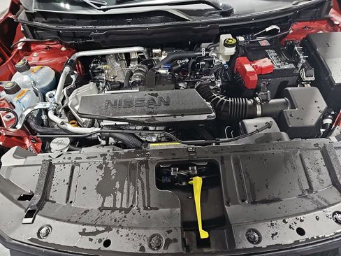 Certified 2025 Nissan Rogue S AWD/4WD image 29