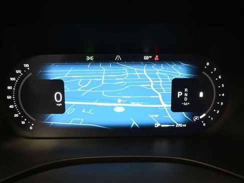 Used 2023 Volvo XC60 B5 Plus AWD/4WD image 27