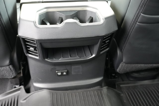 Used 2024 Toyota Tundra Limited AWD/4WD image 18