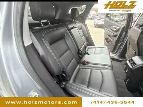 Certified 2024 GMC Terrain SLT AWD/4WD image 25