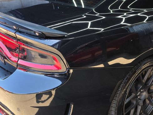 Used 2017 Dodge Charger R/T Scat Pack w/ Technology Group RWD image 31