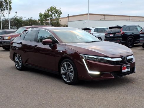 Used 2020 Honda Clarity Touring image 3