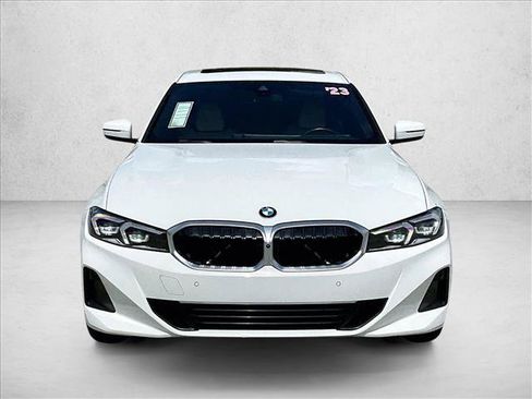 Used 2023 BMW 330i Sedan w/ Parking Assistance Package RWD image 3