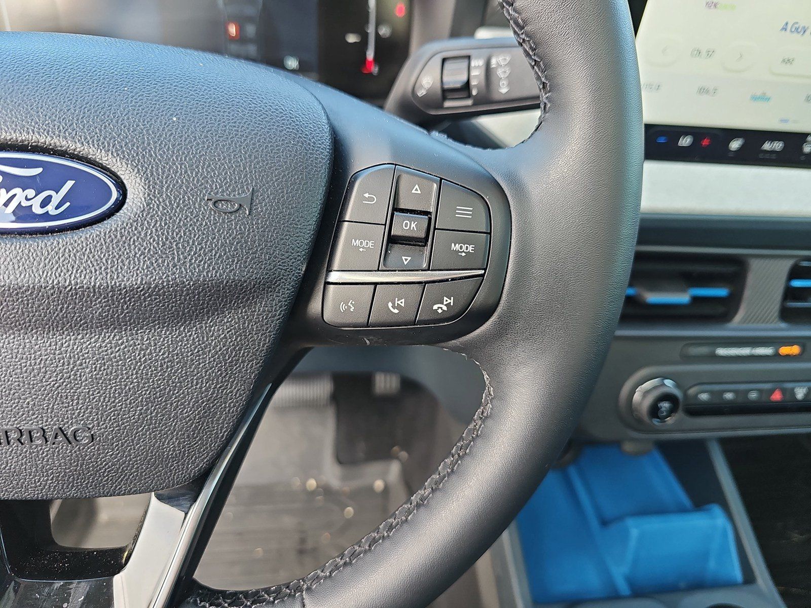 Used 2025 Ford Maverick XLT w/ XLT Luxury Package FWD image 18