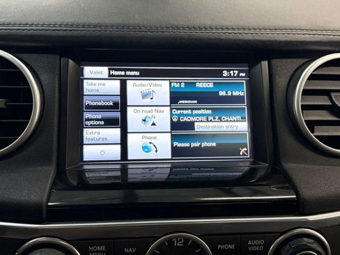 Used 2014 Land Rover LR4 HSE LUX image 33