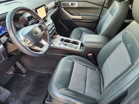 Used 2022 Ford Explorer Timberline image 4