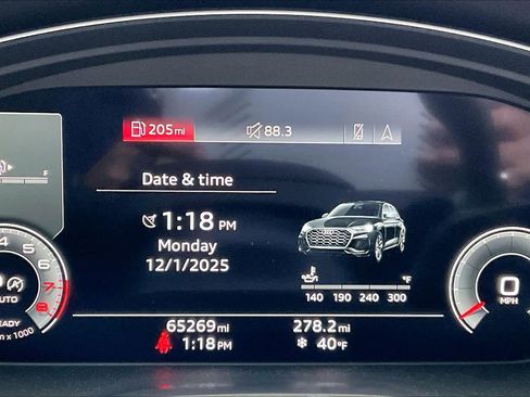 Used 2021 Audi Q5 Premium Plus w/ Premium Plus Package image 22