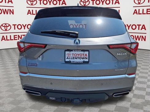 Used 2023 Acura MDX SH-AWD w/ Technology Package image 6