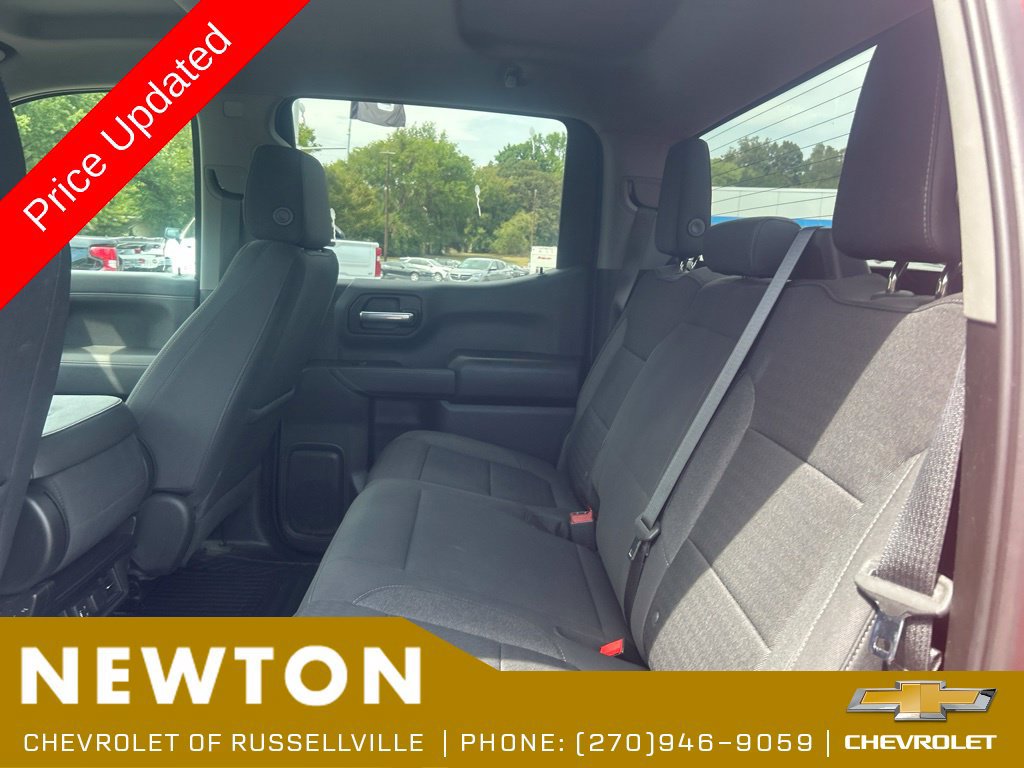 Used 2022 Chevrolet Silverado 1500 LT AWD/4WD image 30