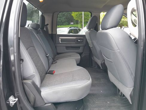 Used 2018 RAM 1500 Big Horn AWD/4WD image 37