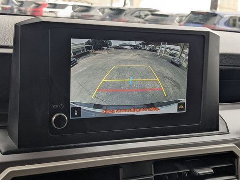 Used 2025 Toyota Tacoma TRD Off-Road image 21