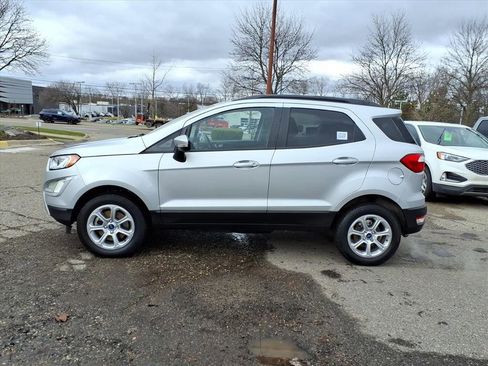 Used 2020 Ford EcoSport SE w/ SE Convenience Package image 2