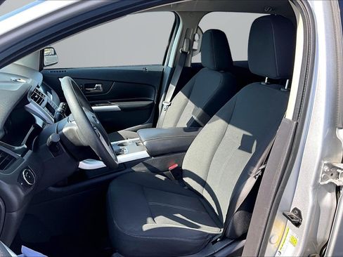 Used 2011 Ford Edge SE FWD image 15