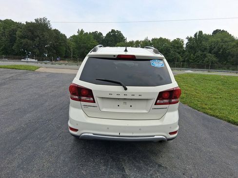 Used 2017 Dodge Journey Crossroad w/ Popular Equipment Group FWD image 6
