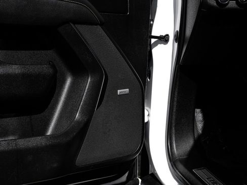 Used 2023 Chevrolet Suburban Premier image 47