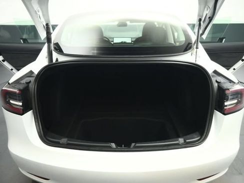Used 2023 Tesla Model 3 Standard Range RWD image 63