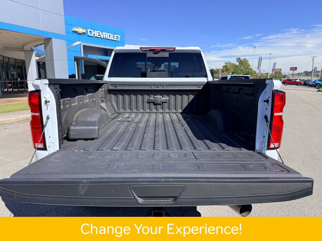 Used 2026 Chevrolet Silverado 2500 High Country w/ High Country Premium Package AWD/4WD image 13