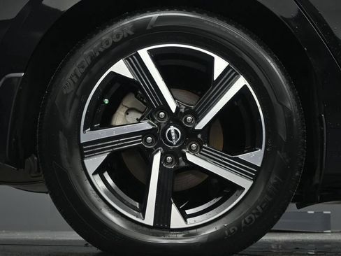 Used 2025 Nissan Sentra SV w/ All-Weather Package FWD image 12