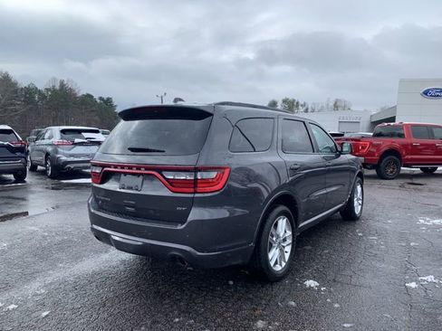 Used 2024 Dodge Durango GT image 8