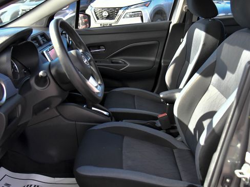 Used 2023 Nissan Versa SV FWD image 16