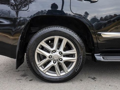 Used 2013 Lexus LX 570 4WD image 30