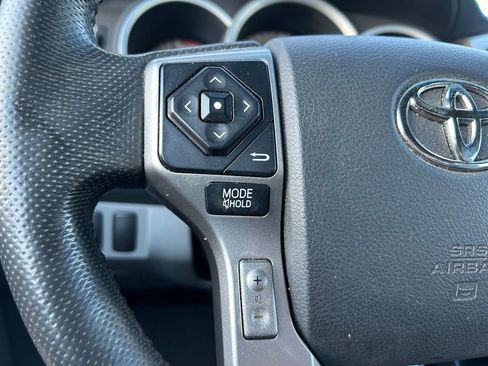 Used 2015 Toyota Tacoma PreRunner w/ SR5 Package RWD image 19