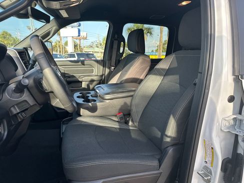 Used 2025 RAM 2500 Big Horn AWD/4WD image 12