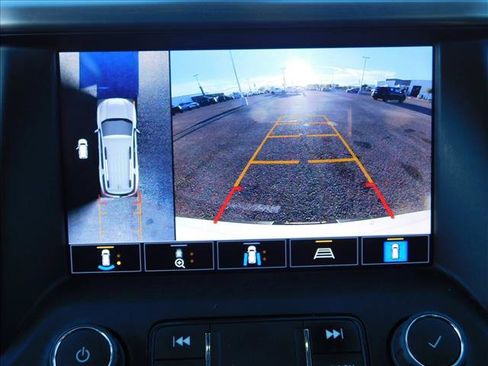 Used 2022 GMC Acadia AT4 w/ Technology Package AWD/4WD image 13