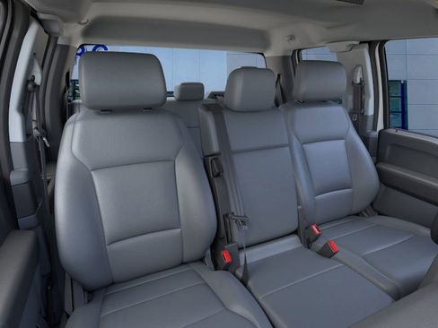 New 2026 Ford F250 XL w/ XL Chrome Package image 10