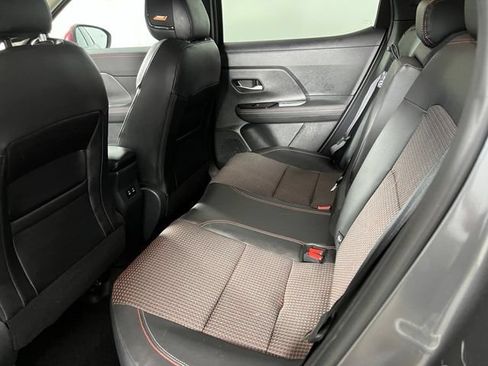 Used 2025 Nissan Kicks SR w/ SR Premium Package AWD/4WD image 9