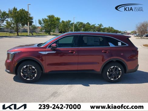 New 2025 Kia Sorento S w/ Panoramic Sunroof Package image 7