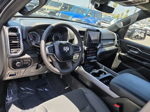 New 2026 RAM 1500 Big Horn AWD/4WD image 10