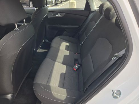 Used 2021 Kia Forte Sedan FWD image 16