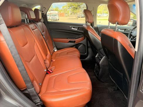 Used 2016 Ford Edge Titanium w/ Equipment Group 302A AWD/4WD image 18