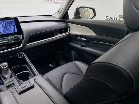 Used 2024 Toyota Grand Highlander FWD image 25