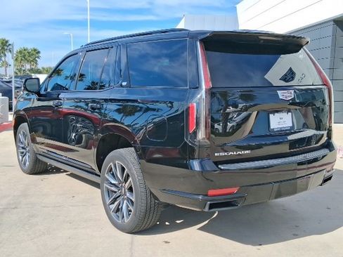 Used 2023 Cadillac Escalade Sport w/ Touring Package image 4