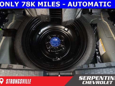 Used 2015 Toyota Prius C Two image 10